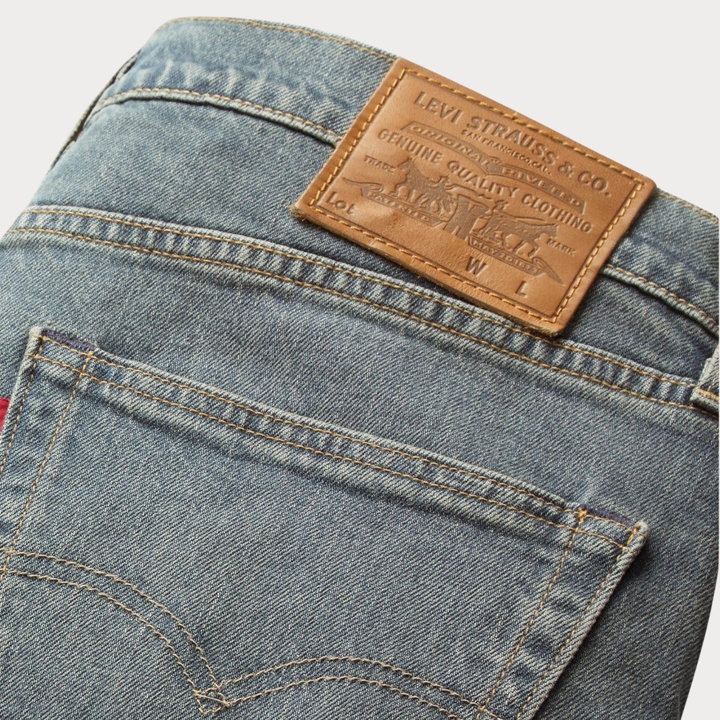 Джинсы 502 Taper Jeans