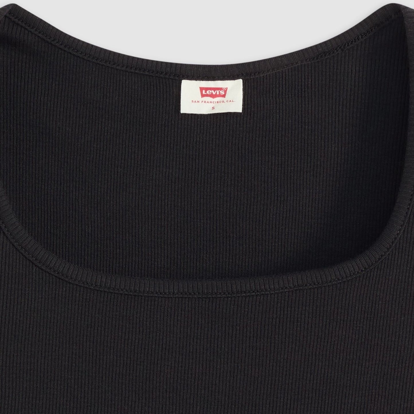 Футболка Essential Sqrd Neck Tee